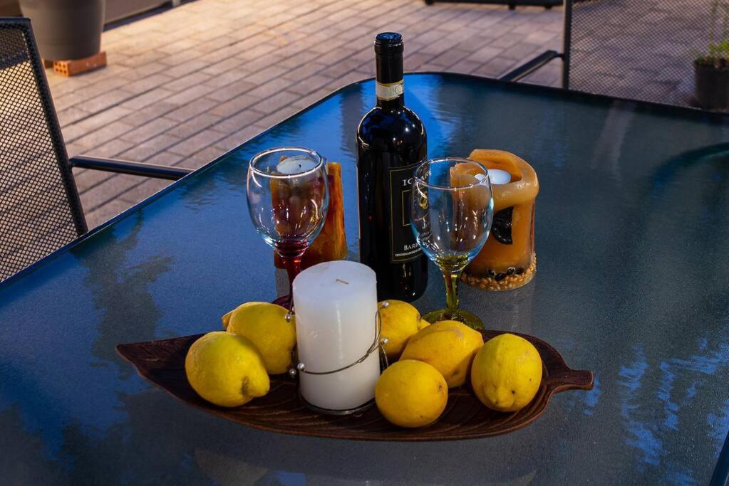 Lemon Garden Stylish Private Apartment Каламата Экстерьер фото