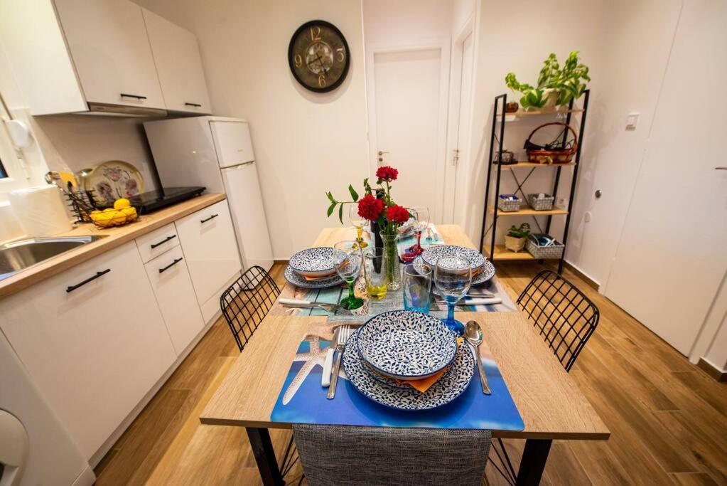 Lemon Garden Stylish Private Apartment Каламата Экстерьер фото