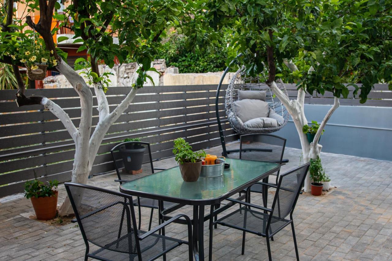Lemon Garden Stylish Private Apartment Каламата Экстерьер фото